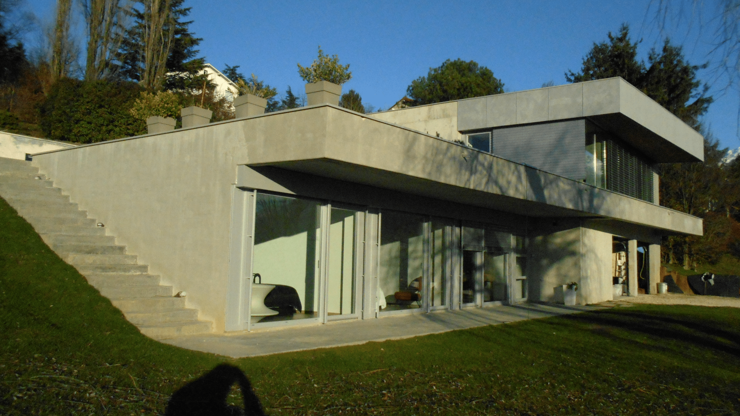 Villa P.